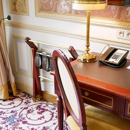 洲际波尔多格兰德酒店 酒店 5*
