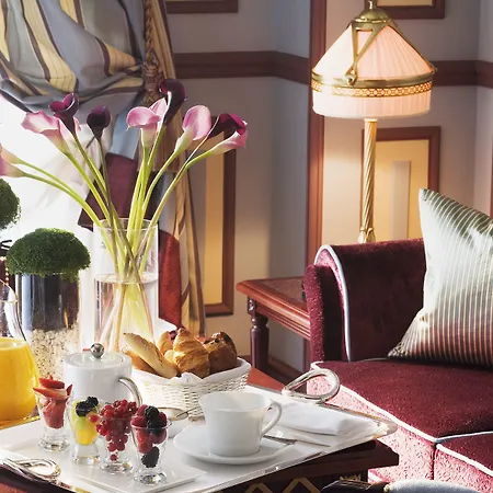Intercontinental Le Grand By Ihg Hotel Bordeaux